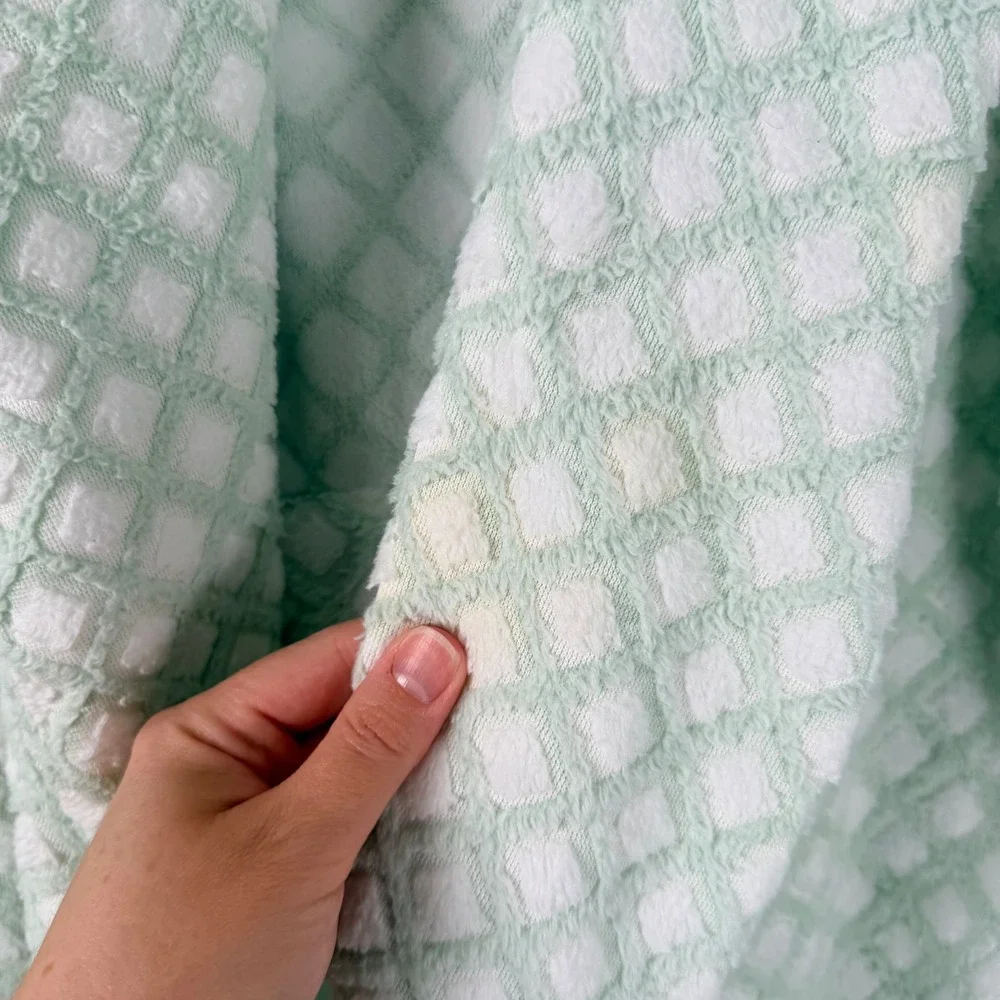 Soft Surroundings Mint Green Textured Plush Robe Small 2DA25 Long Sleeve Belted